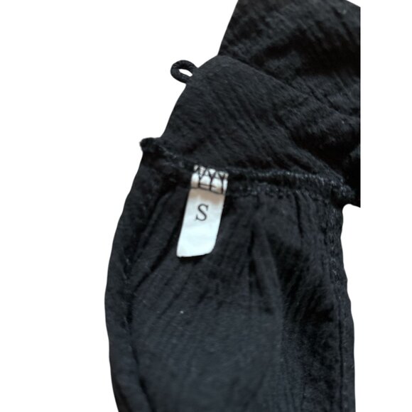 Black Gauzy Halter Neck Dress Sleeveless Textured Keyhole Detail Mini - Picture 4 of 6